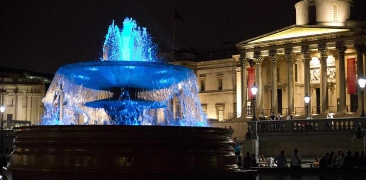 untains in Trafalgar Square