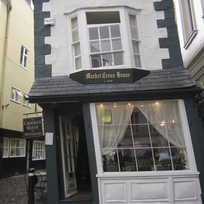 Crooked House