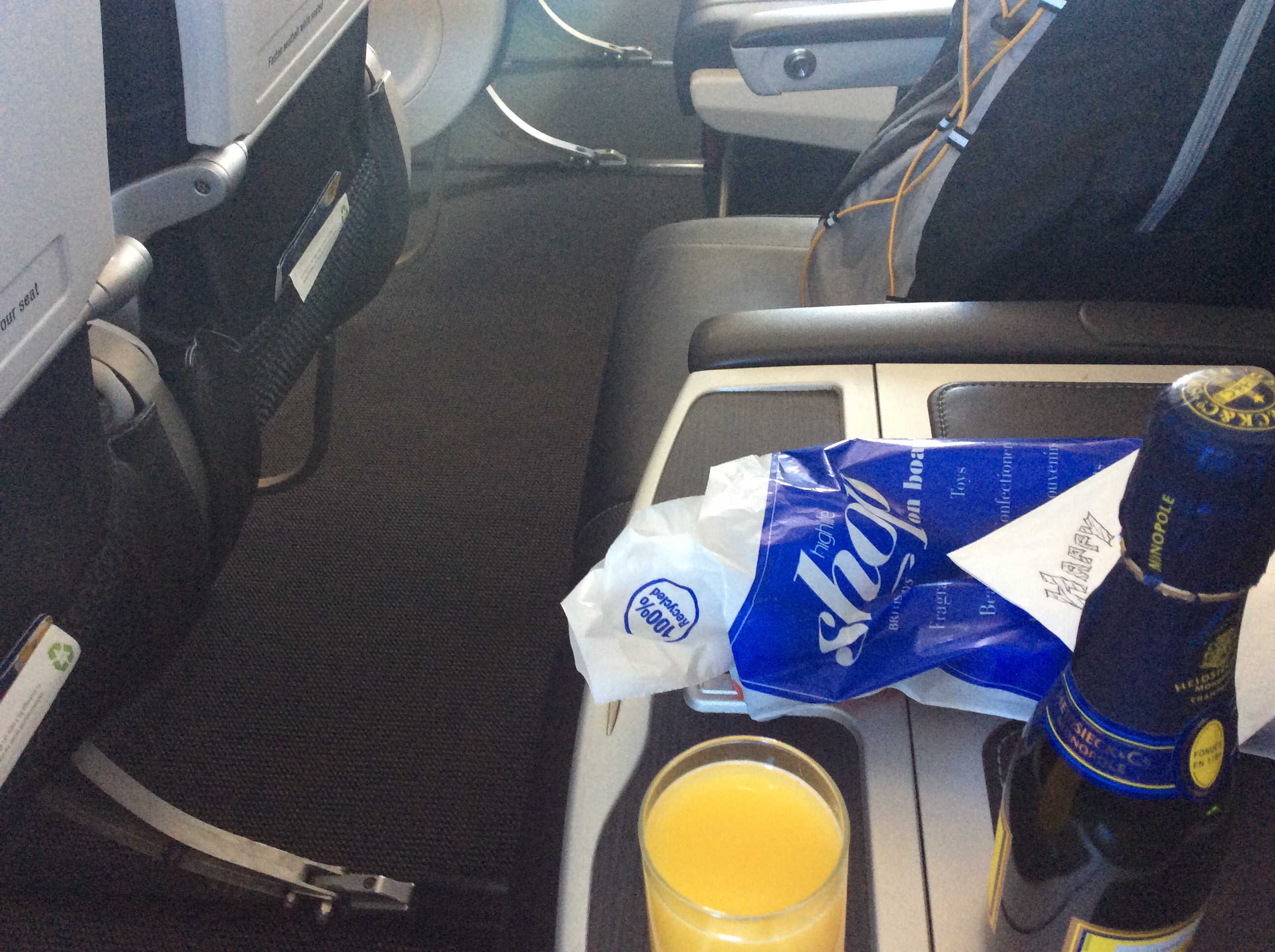 My Goodie bag and handwriiten message from Sarah and Rosie the fabulous Stewardesses