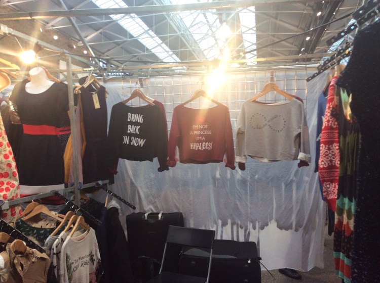 i love Khaleesi and Jon Snow