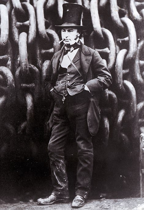 0002CCD800000258-4965616-image-a-5_1507632855019