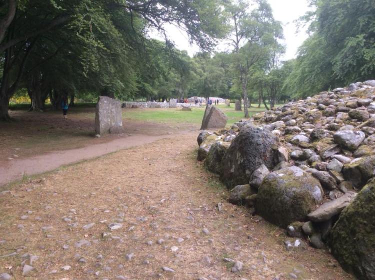 35228452_1057116477775010_5729458919433043968_n