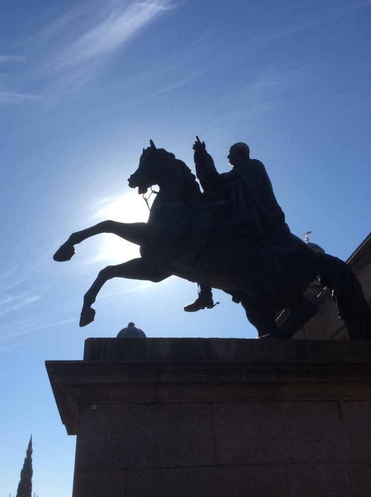 Not my favourite statue in particular but I think the Duke of Wellington would like the dramatic silhouette of his memorial.