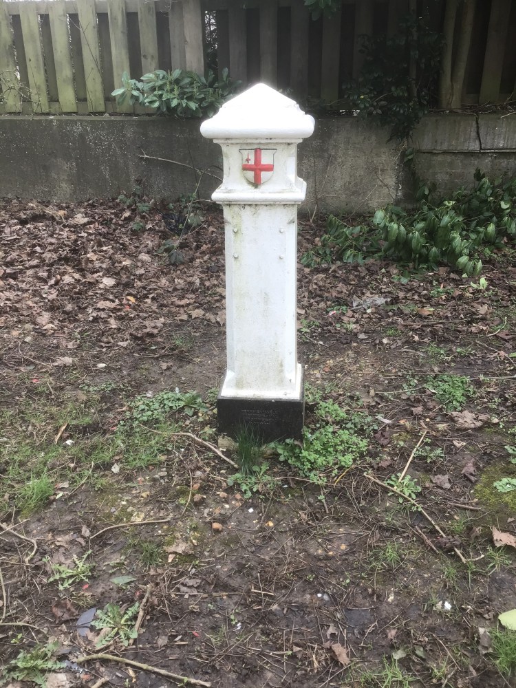 Water Lane, Watford Coal Post