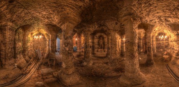 Thomas-Herberts-Columns-Cave