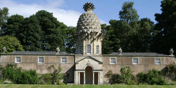 thepineapple-exterior-200x300